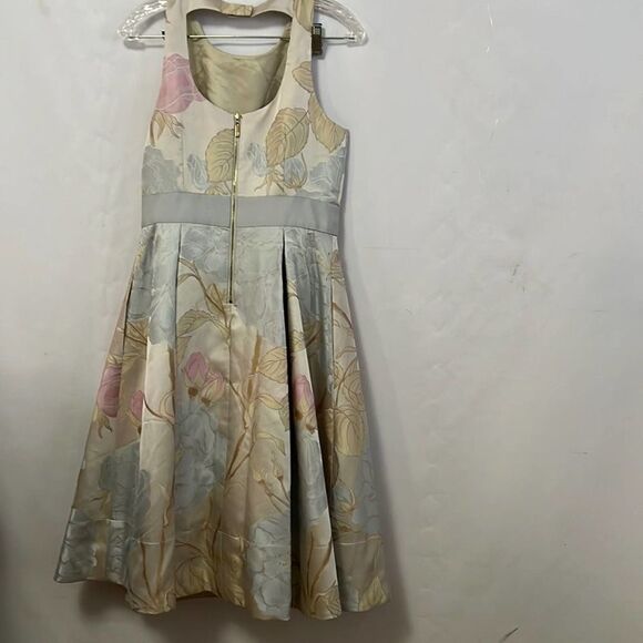 ELIZA J FLORAL JACQUARD FIT & FLARE‎ NWT DRESS SIZE 6 - Picture 1 of 10